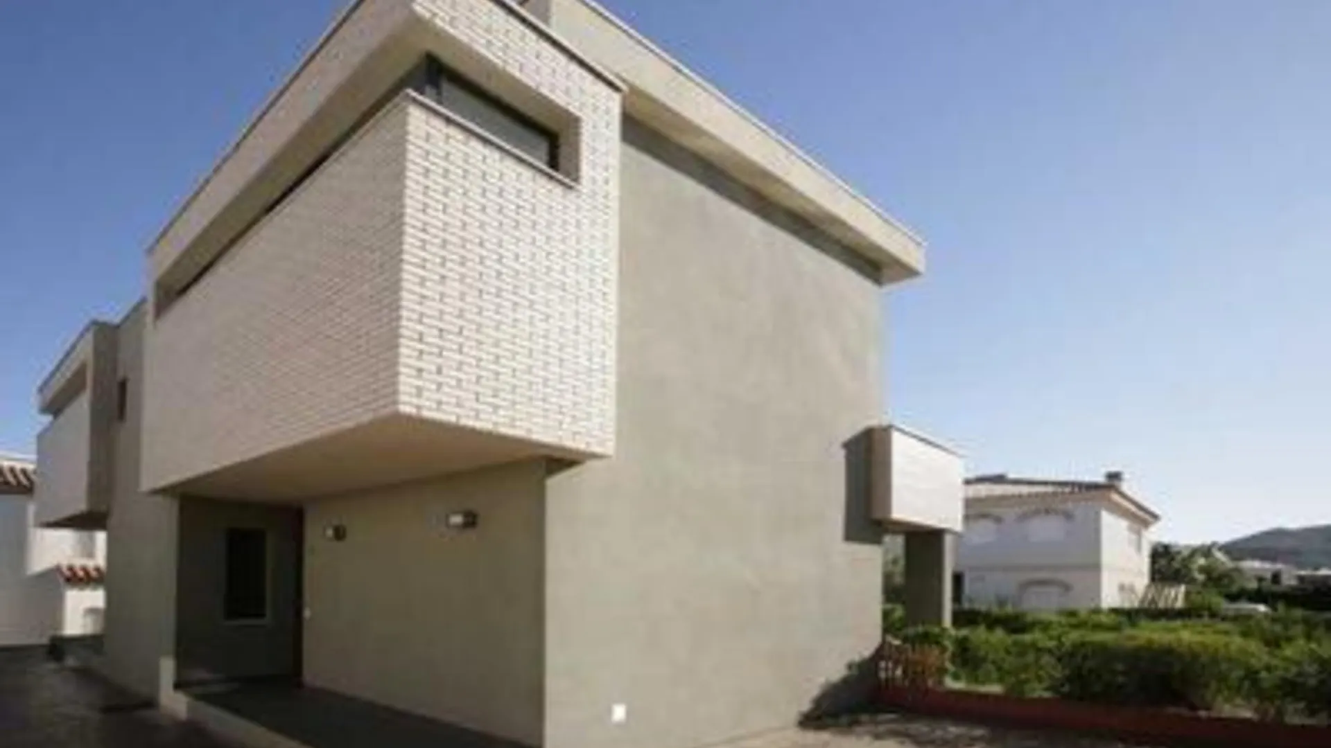 Casas Adosadas En Zona Miami ميامي بلاتجا شقة